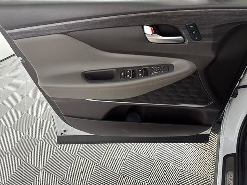 Used 2020 Hyundai Santa Fe Limited image 10