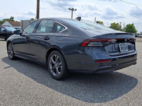 Used 2023 Honda Accord EX image 4