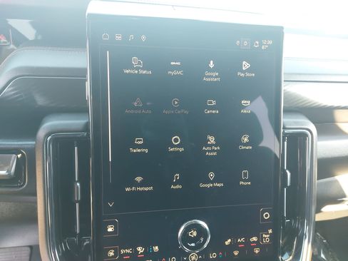 Used 2025 GMC Yukon AT4 image 24