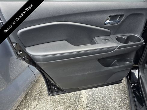 Used 2022 Honda Pilot Sport image 36
