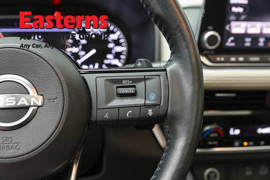 Used 2023 Nissan Rogue SV w/ SV Premium Package AWD/4WD image 17
