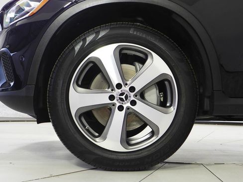 Used 2022 Mercedes-Benz GLC 300 GLC 300 image 5