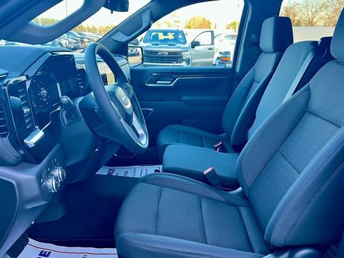 New 2026 GMC Sierra 1500 Elevation image 12