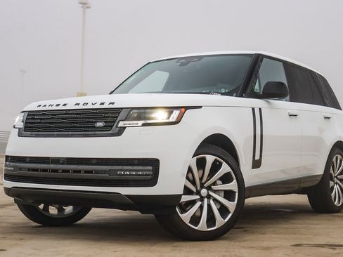 New 2025 Land Rover Range Rover SE image 1