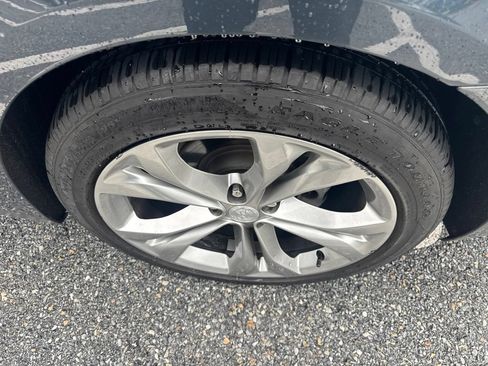 Used 2019 Buick LaCrosse Avenir FWD image 8