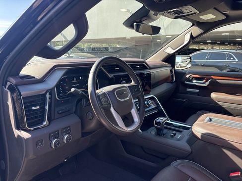 Used 2022 GMC Sierra 1500 Denali w/ Denali Reserve Package image 12