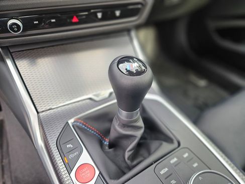 Used 2026 BMW M2 w/ Lighting Package RWD image 4