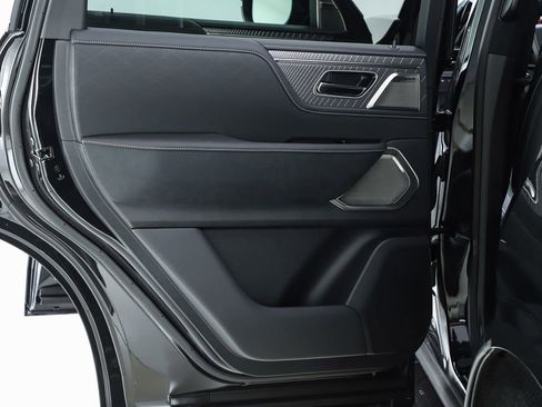 New 2026 INFINITI QX80 Autograph AWD/4WD image 17