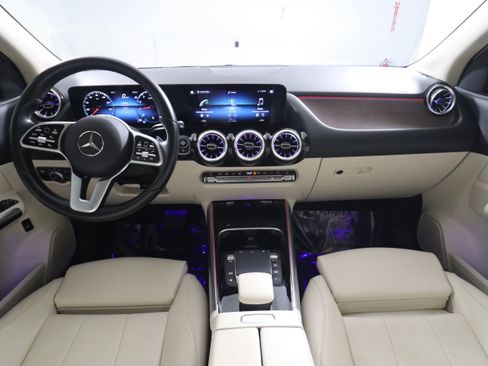 Certified 2023 Mercedes-Benz GLA 250 image 11