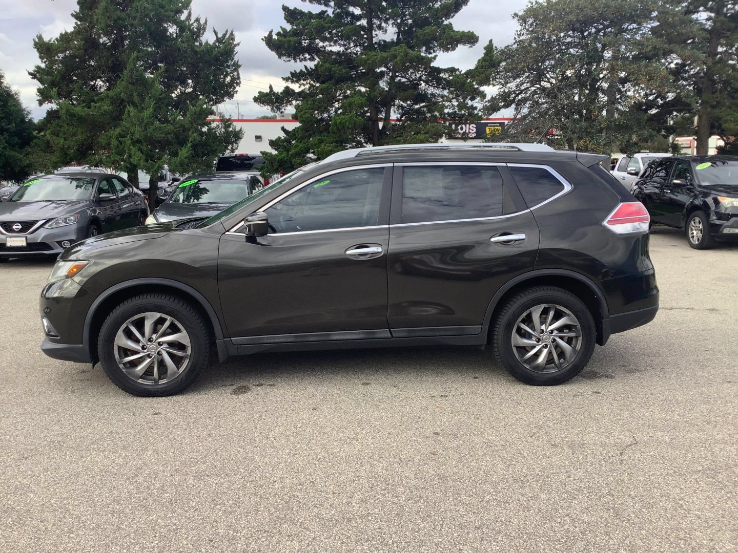 Used 2015 Nissan Rogue SL w/ SL Premium Package AWD/4WD image 5