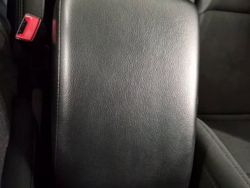 Used 2021 Jeep Gladiator Willys image 33