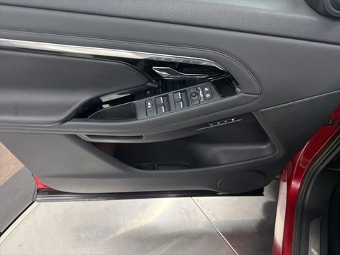 Used 2023 Land Rover Range Rover Evoque R-Dynamic S image 17