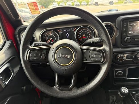Used 2018 Jeep Wrangler Unlimited Sport AWD/4WD image 22