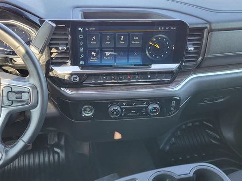 Used 2023 Chevrolet Silverado 1500 LT AWD/4WD image 21