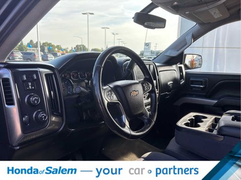 Used 2018 Chevrolet Silverado 1500 LT w/ All Star Edition AWD/4WD image 2
