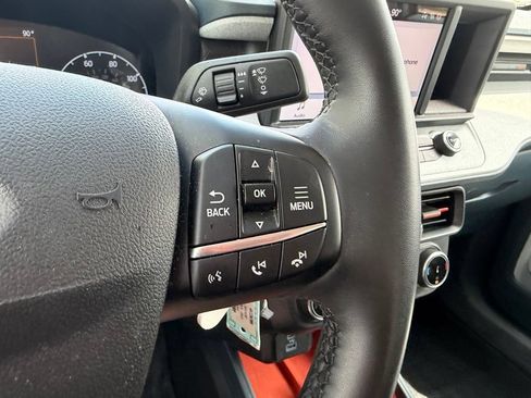 Used 2022 Chevrolet Malibu LT FWD image 13
