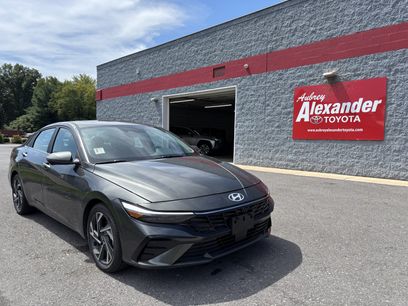 Used 2024 Hyundai Elantra Limited
