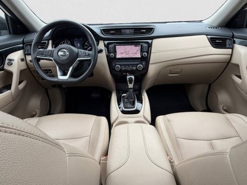 Used 2020 Nissan Rogue SL w/ Premium Package image 13