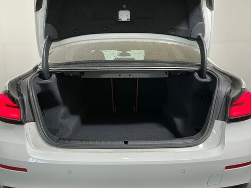 Used 2021 BMW 530i RWD image 29