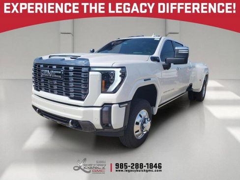 Used 2024 GMC Sierra 3500 Denali Ultimate AWD/4WD image 1