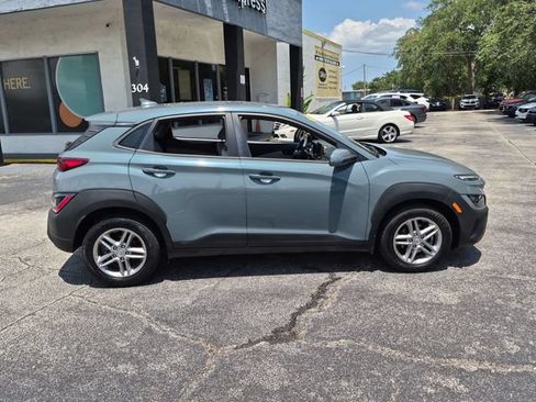 Used 2022 Hyundai Kona SE FWD image 4