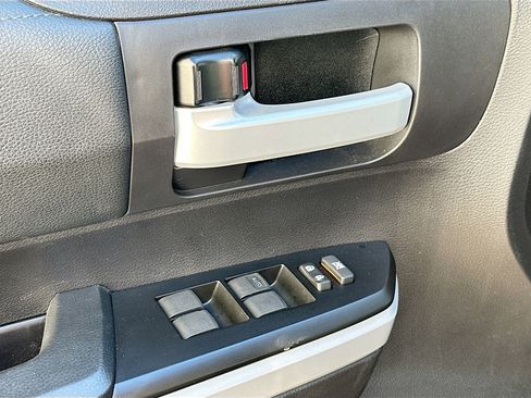Used 2020 Toyota Tundra SR5 image 15