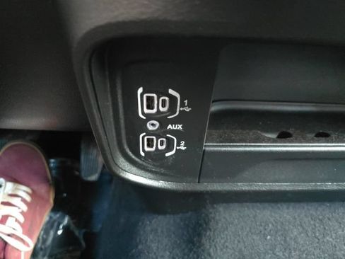 Used 2026 RAM 2500 Big Horn AWD/4WD image 24