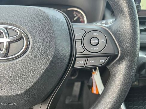 Certified 2025 Toyota RAV4 LE image 22