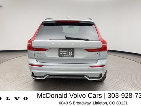 Certified 2025 Volvo XC60 B5 Plus AWD/4WD image 3