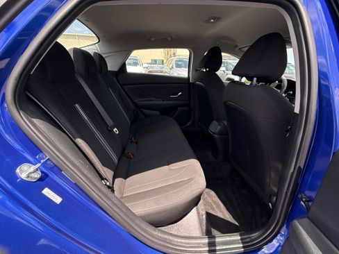 Certified 2023 Hyundai Elantra SEL FWD image 25