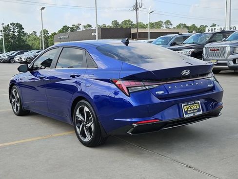 Used 2022 Hyundai Elantra Limited FWD image 7