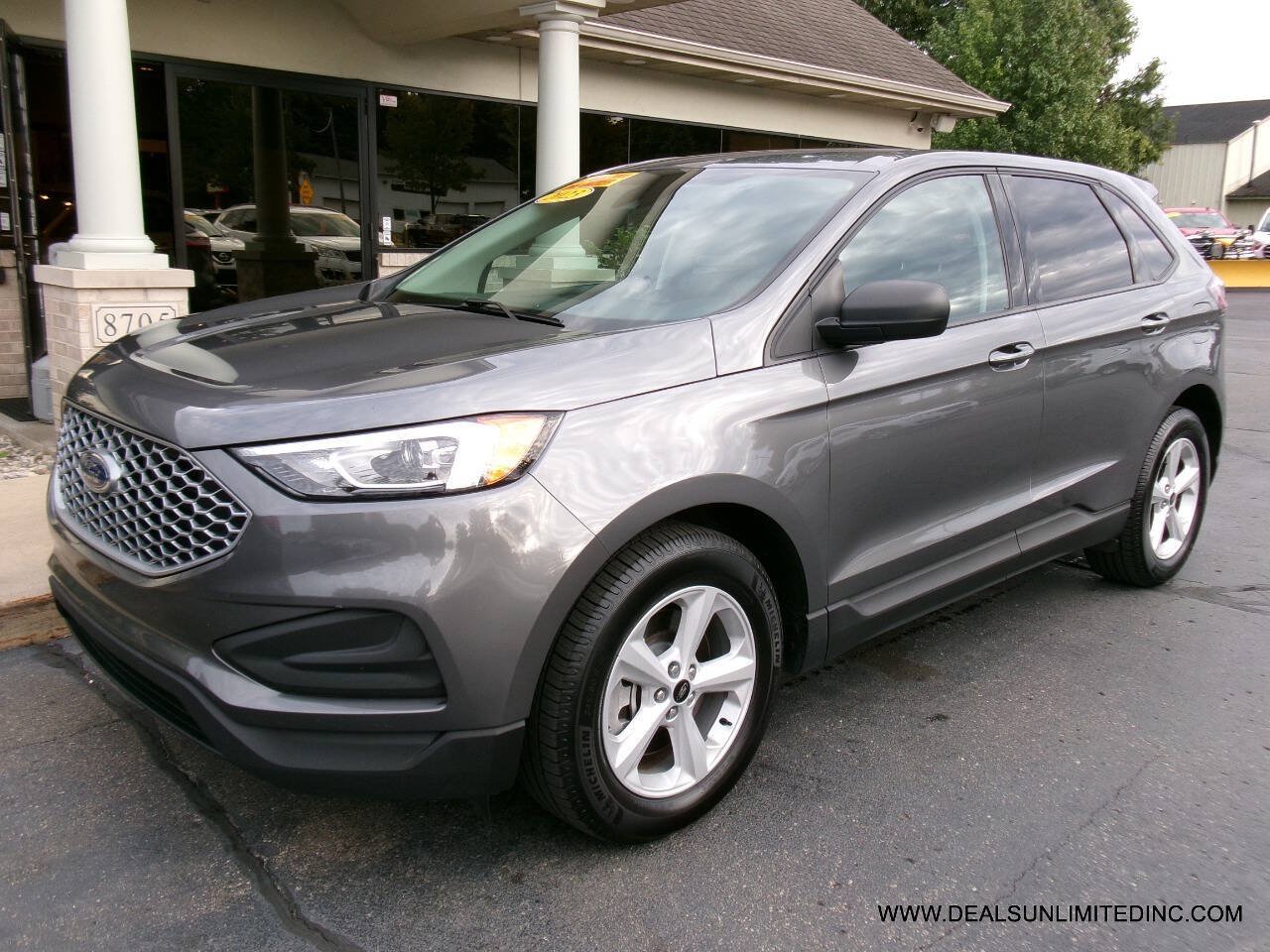 Used 2023 Ford Edge SE AWD/4WD image 1