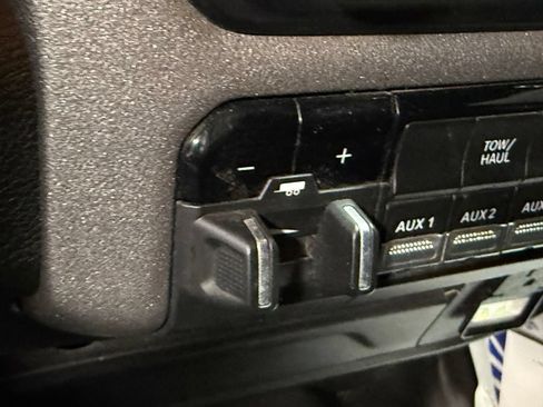 Used 2023 RAM 2500 Tradesman AWD/4WD image 30