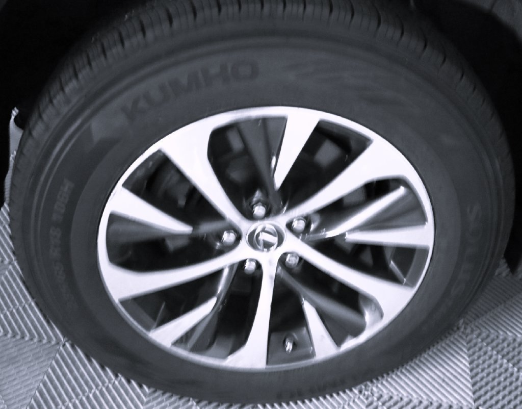 Used 2022 Lexus RX 450h AWD w/ Premium Package image 7