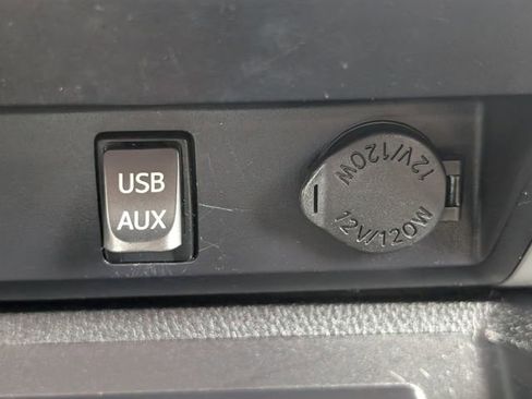 Used 2016 Toyota Tundra SR5 w/ TRD Off Road Package image 19