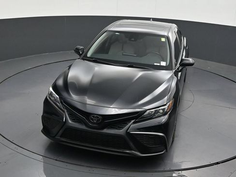 Used 2022 Toyota Camry SE w/ Audio Upgrade Package FWD image 22