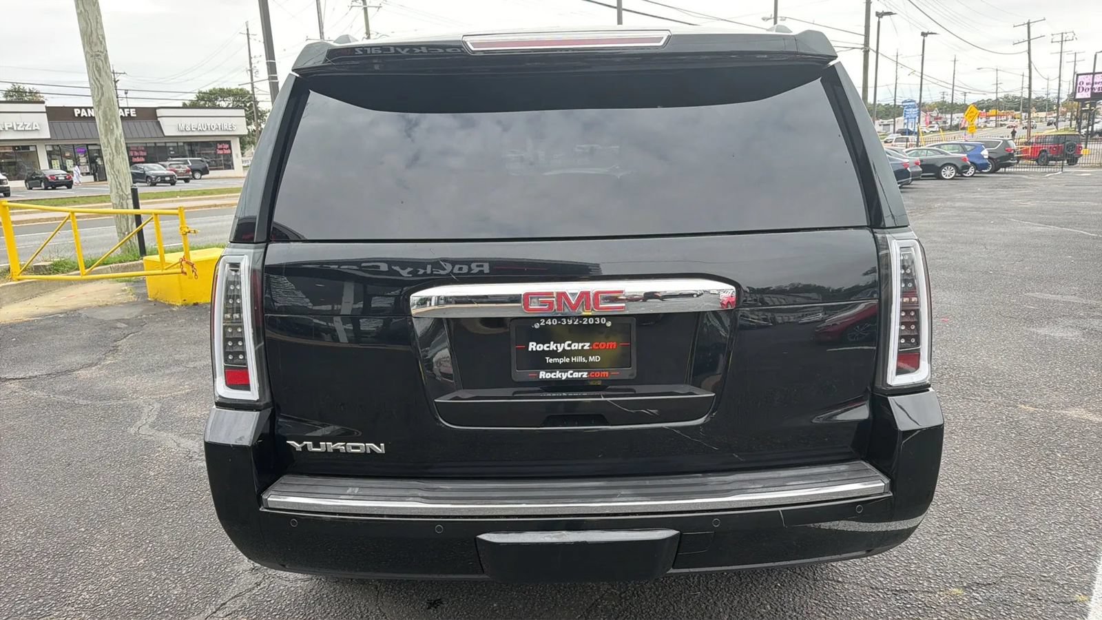 Used 2015 GMC Yukon Denali w/ Open Road Package AWD/4WD image 5