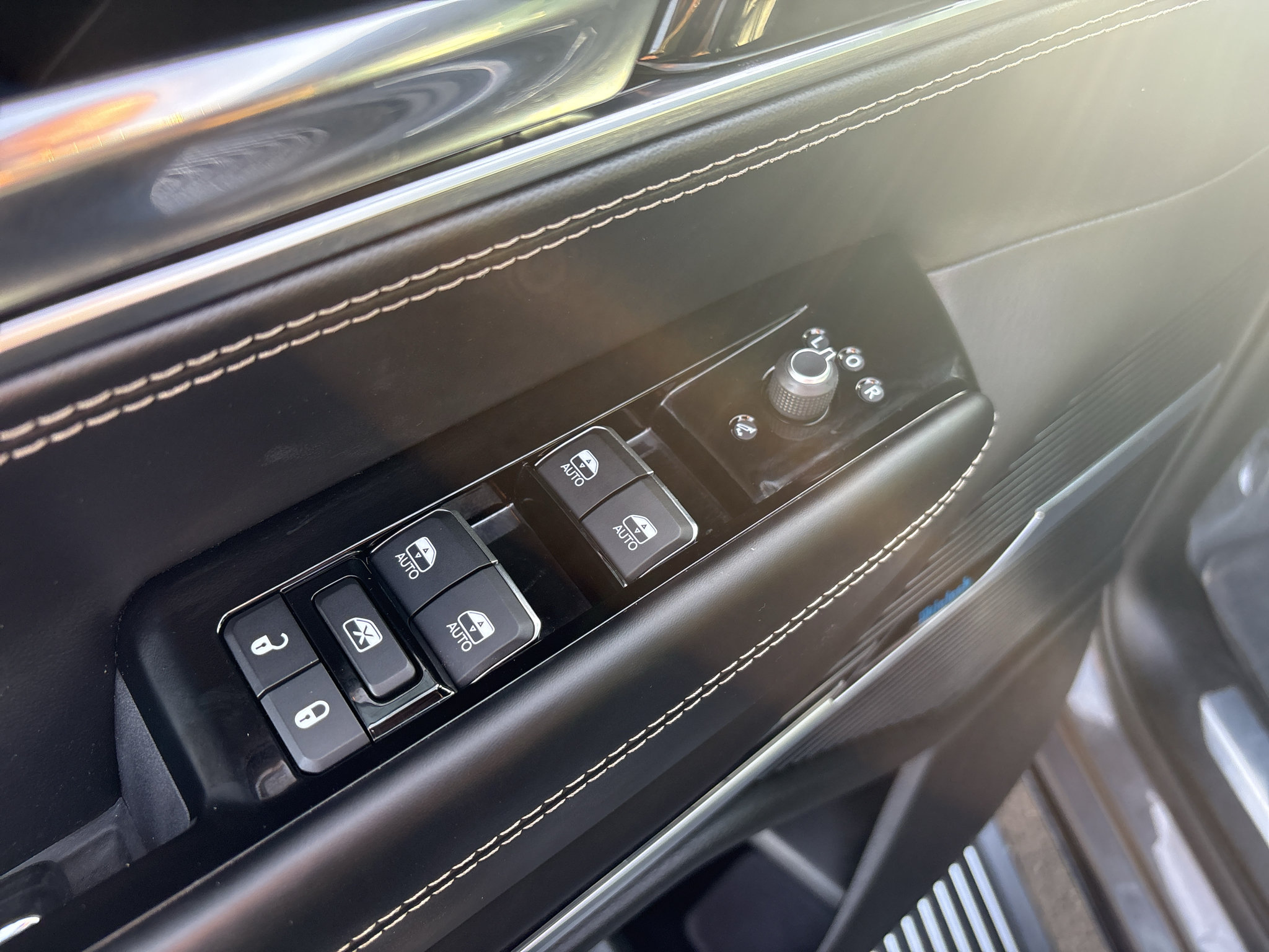 Used 2022 Jeep Grand Wagoneer Series I AWD/4WD image 15