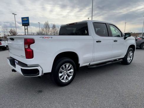 New 2025 Chevrolet Silverado 1500 Custom image 8