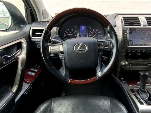 Used 2017 Lexus GX 460 AWD/4WD image 15