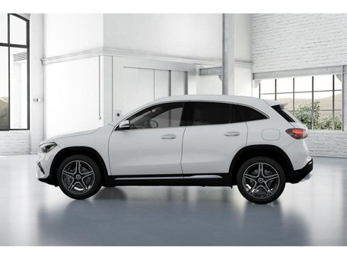 New 2026 Mercedes-Benz GLA 250 4MATIC image 34