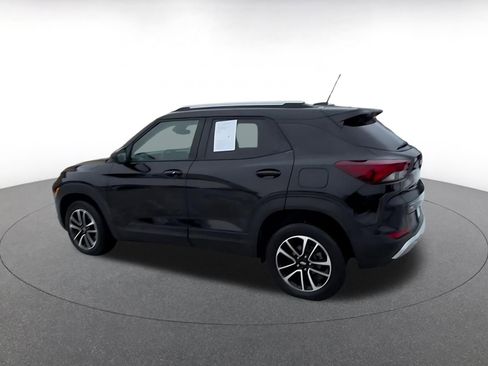 Used 2025 Chevrolet TrailBlazer LT image 10