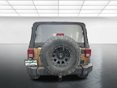 Used 2015 Jeep Wrangler Sport image 6