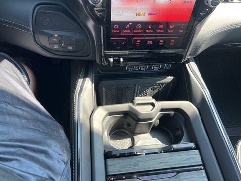 Used 2025 RAM 2500 Limited image 26