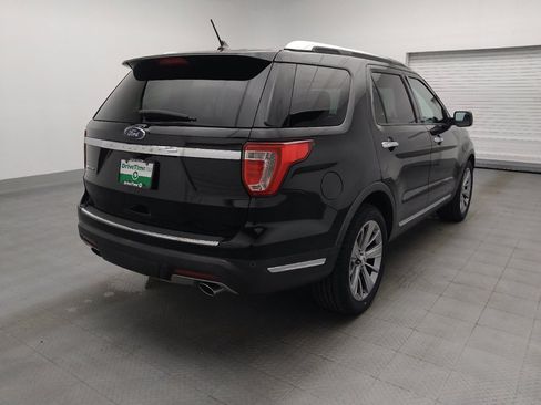 Used 2018 Ford Explorer Limited w/ Equipment Group 301A FWD image 9