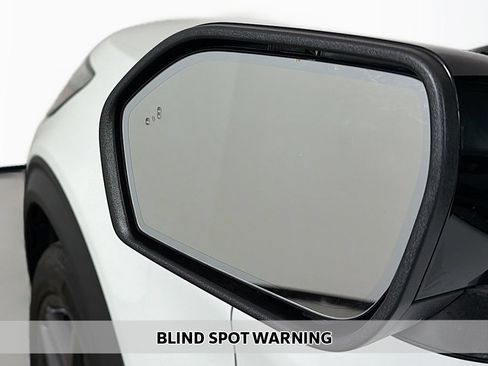 Used 2025 Ford Explorer ST AWD/4WD image 8
