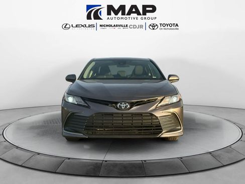 Used 2024 Toyota Camry LE image 8