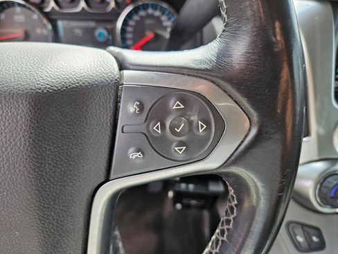 Used 2015 Chevrolet Suburban LT AWD/4WD image 18
