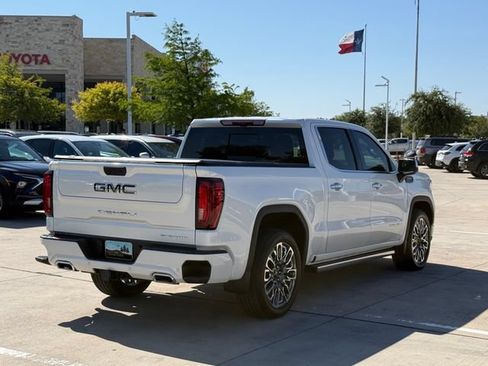 Used 2025 GMC Sierra 1500 Denali Ultimate AWD/4WD image 5