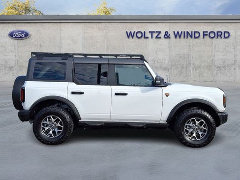 Certified 2023 Ford Bronco Badlands image 7